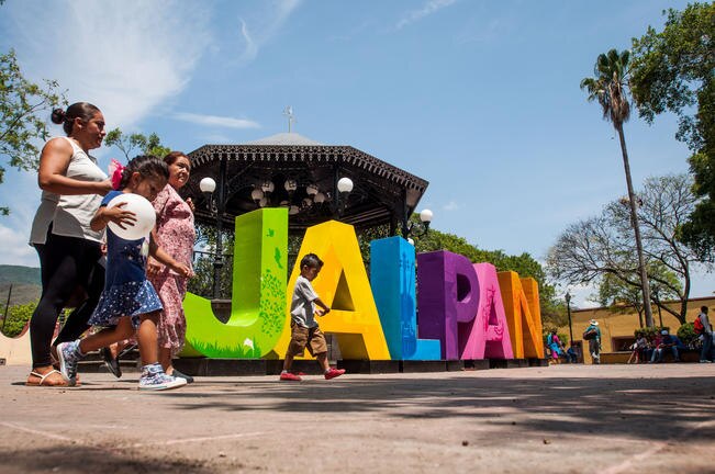 Llevan a la zona serrana apoyos para emprendedores