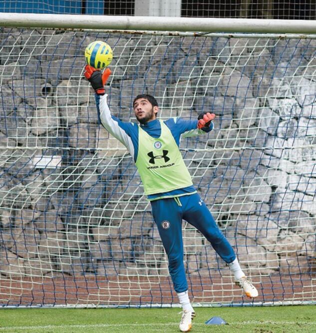 Cruz Azul va por marca de portería