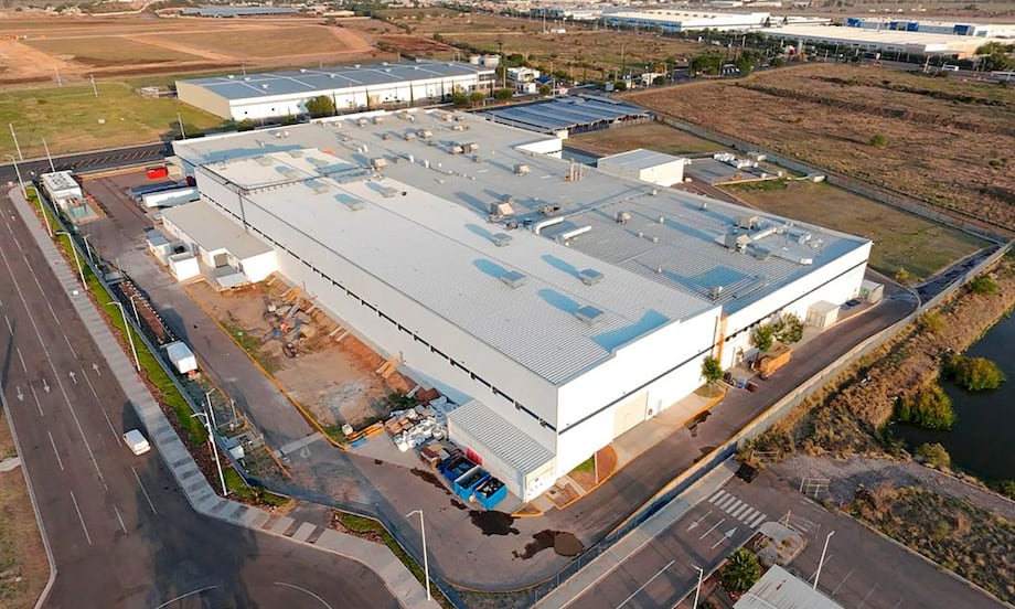 Airbus inaugura la expansión de su  planta en Querétaro