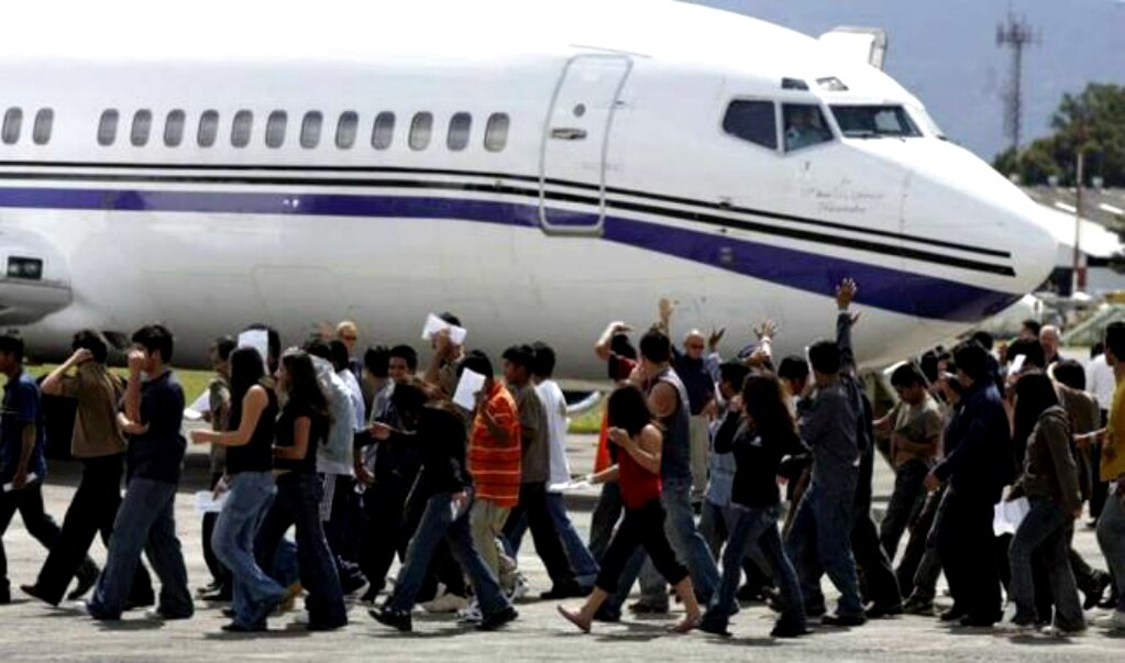 EU deportaría a México a indocumentados, sin importar su origen