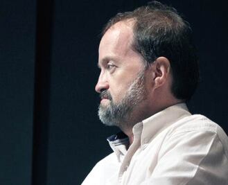 Analizan fotografías en el Museo Regional