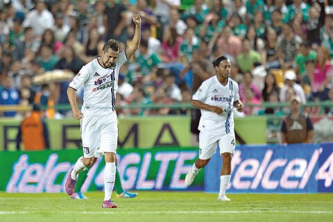 A mantenerse vivos vs. la Fiera