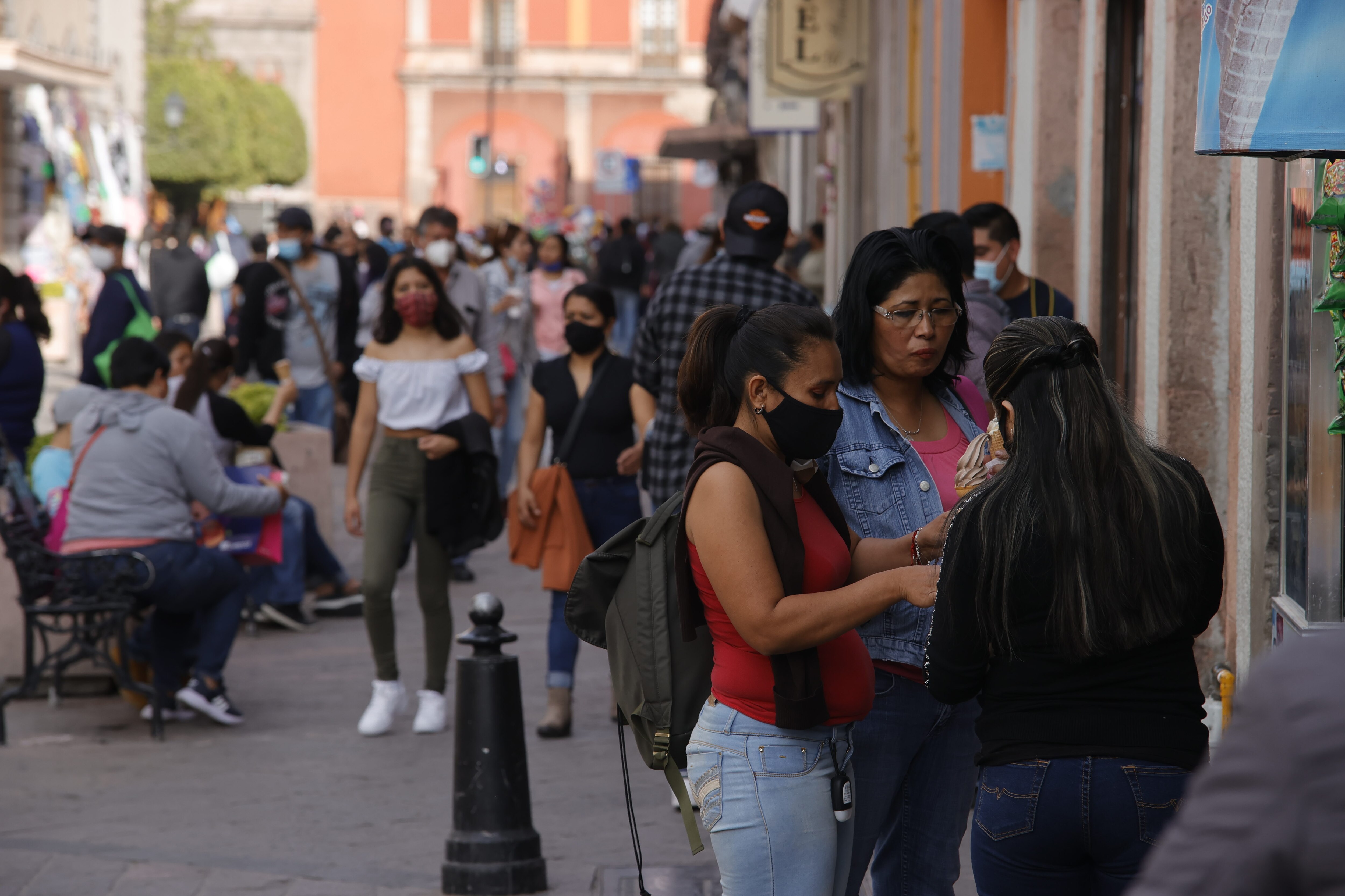 Cada fecha conmemorativa dispara hasta 39% el número de contagios de Covid-19