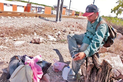 Se unen contra muro fronterizo