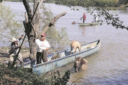 AMLO. A Morena todos le disputan el edén