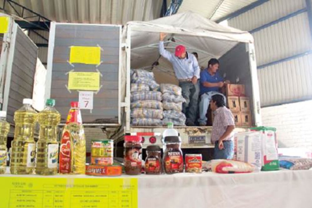 Colectan alimentos para SinHambre