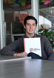 Darán crédito a alumnos para estudiar en el extranjero