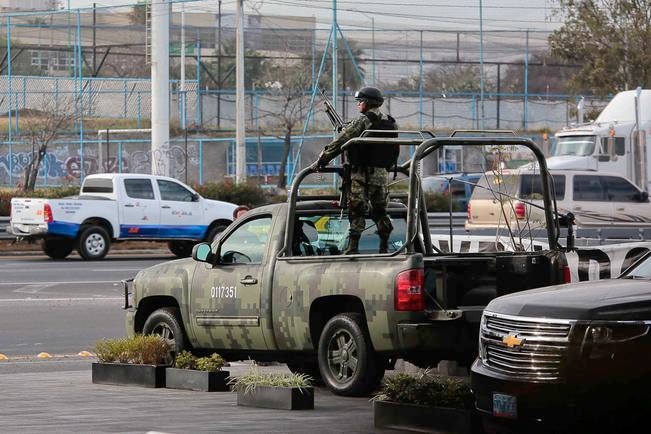 Sedena envía a la capital a 300 militares