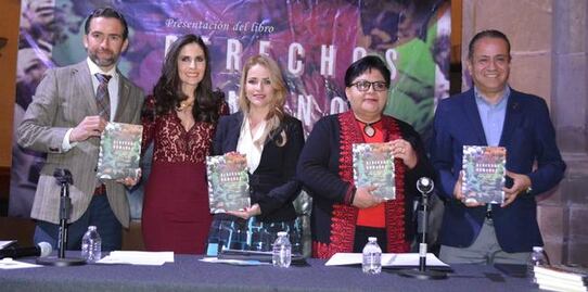 Presenta IEEQ y UAQ libro sobre derechos humanos