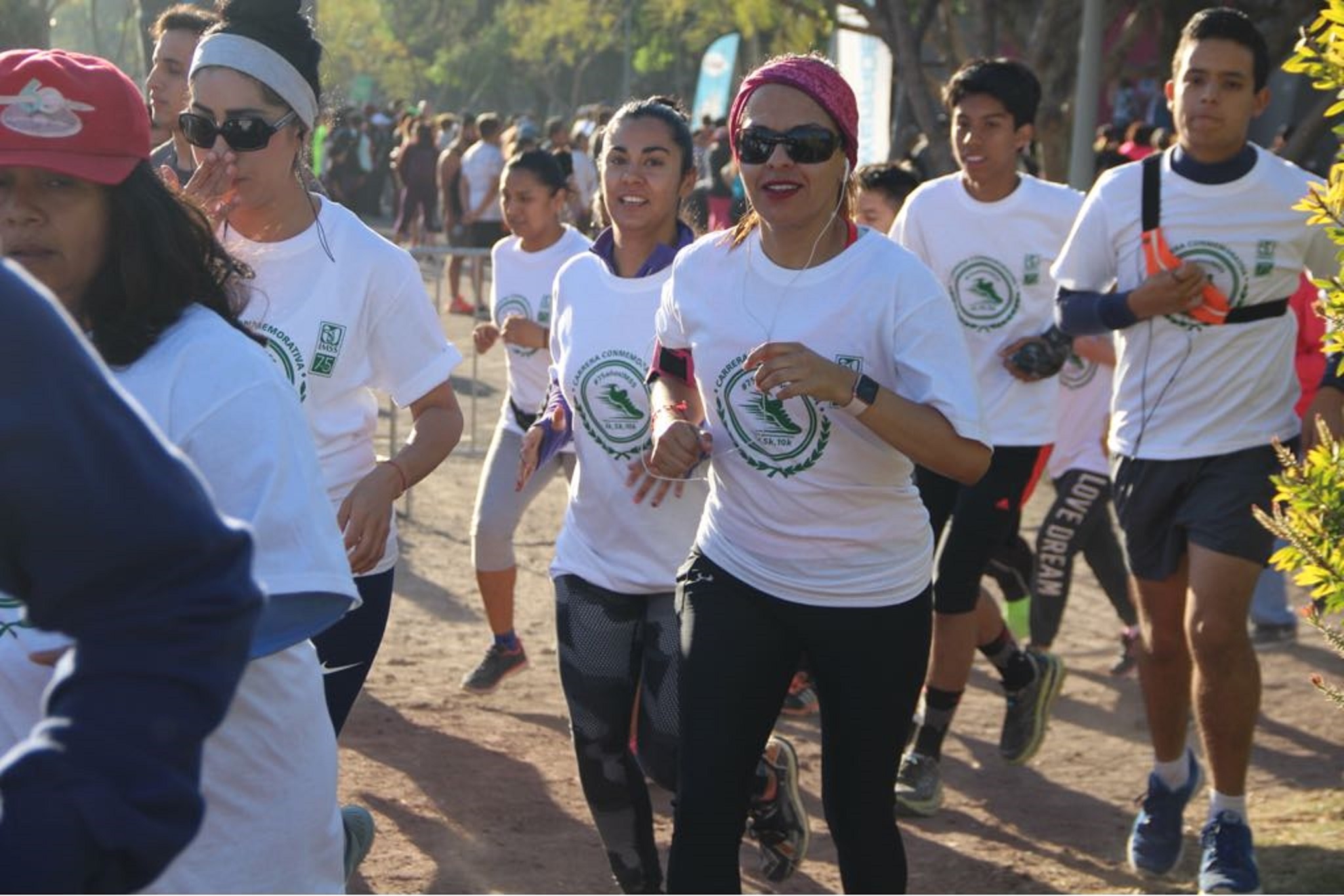 Se llevó a cabo la carrera deportiva del IMSS