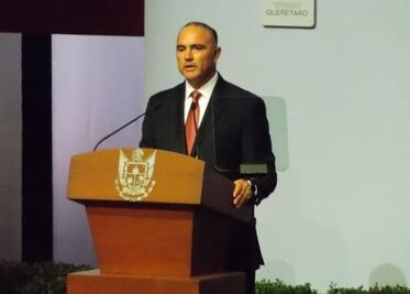 Mandatario ante el Congreso local