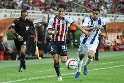 Chivas empata al Porto, que “huye”