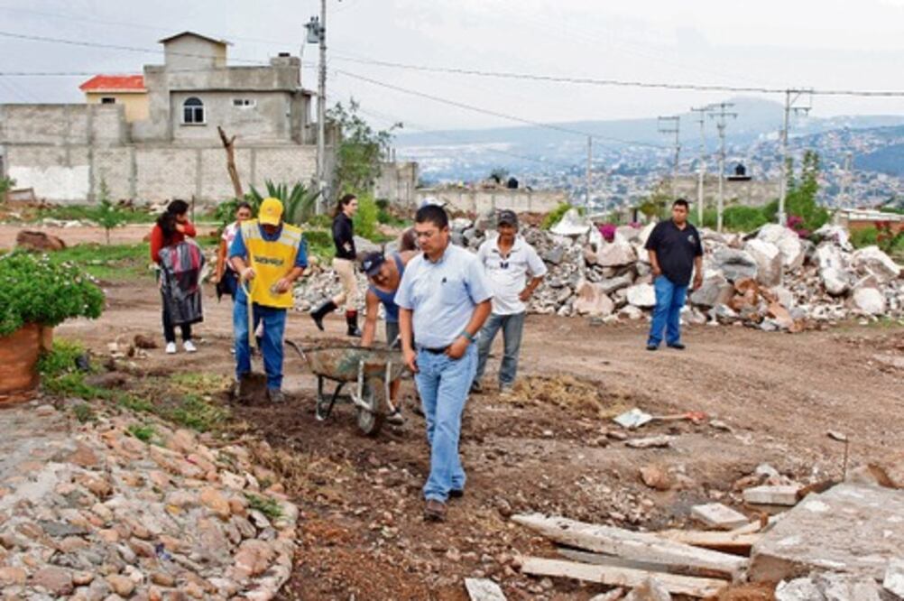 Prevén mejoras en colonia 20 de enero