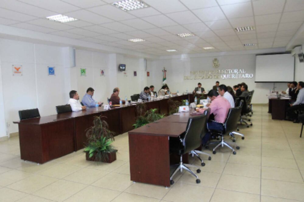 PRI dará 24 horas al IEEQ para fijar sanciones a AN