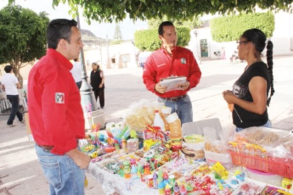 Atienden demandas en La Cañada