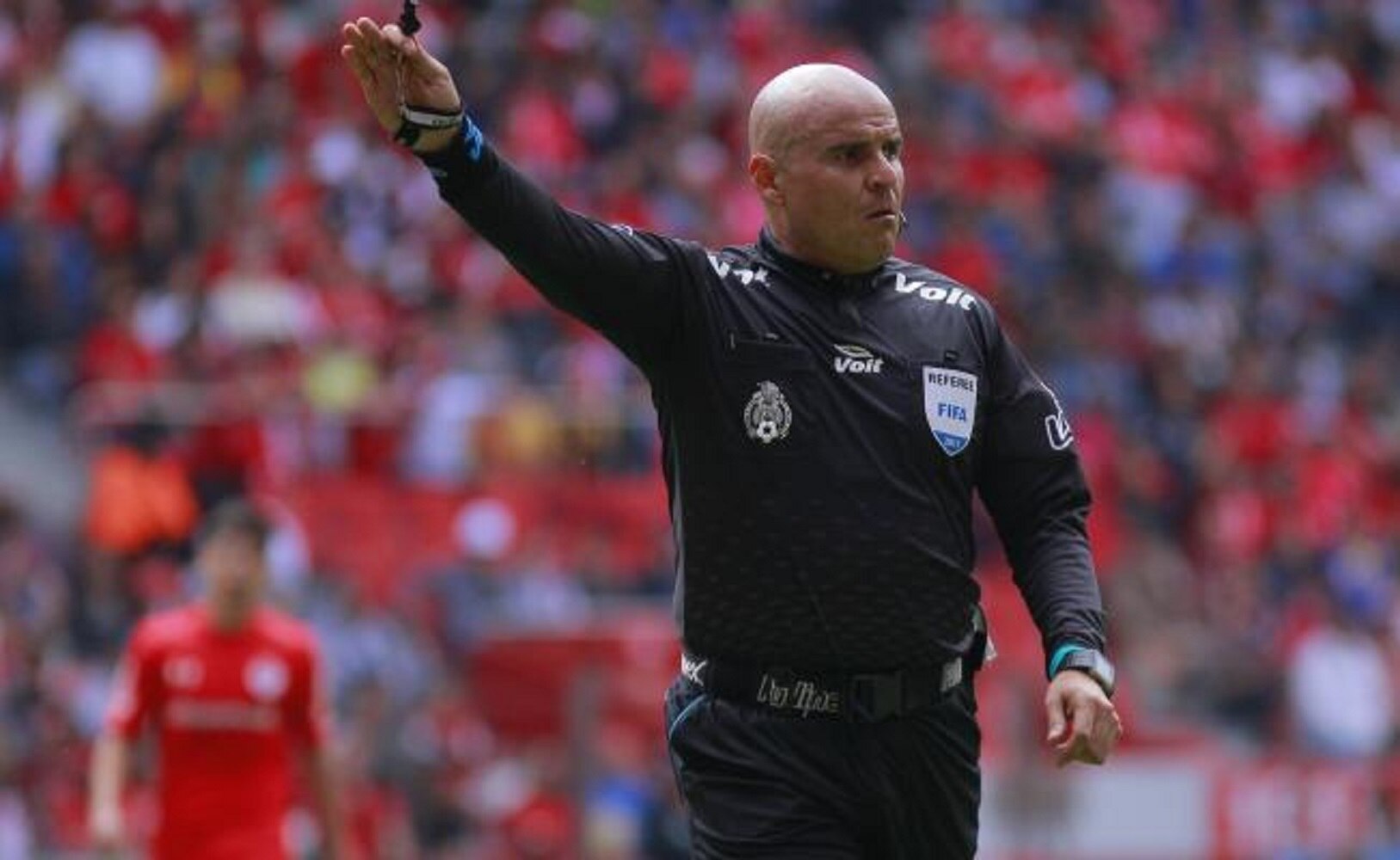 Chacón violaría regla de la FMF