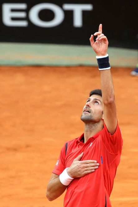 ‘Nole’ la libra y busca final ante Nishikori