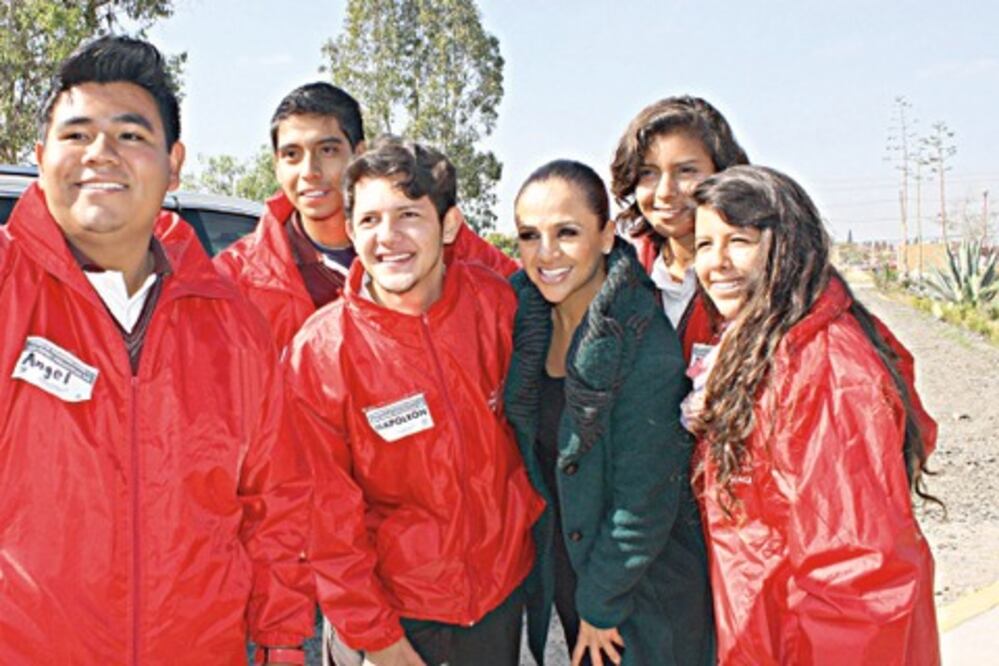 Impulsará Tania Ruiz consumo local en SJR