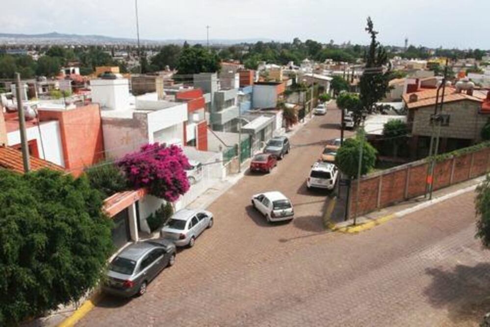Siguen sin aceptar Tren rápido 