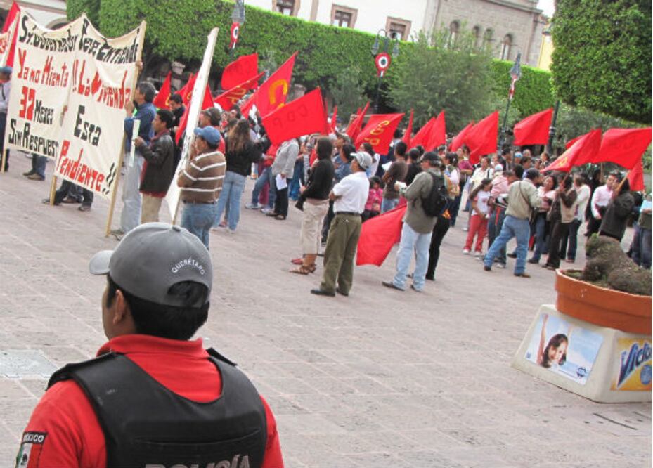 Demandan vivienda al gobierno estatal