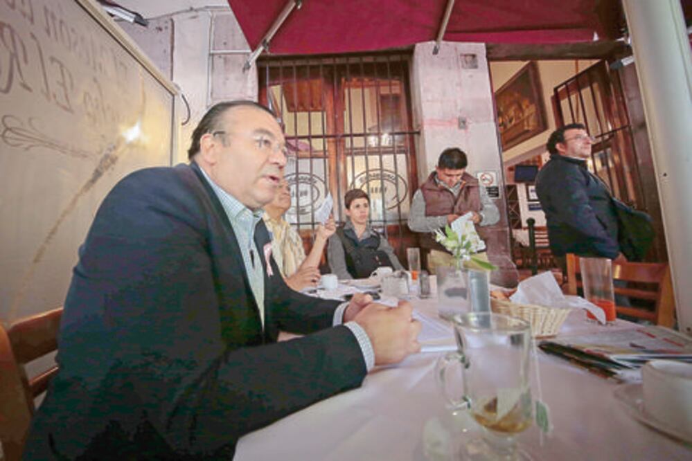 Sorprende salida de Espinoza del PRD