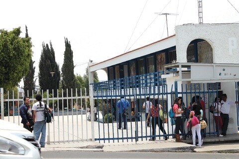 Alargan periodo para solicitudes de becas