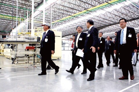 Firmas que cotizan en bolsa abaten inflación local