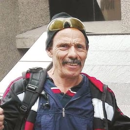 Simoes se aferra a travesía por el récord