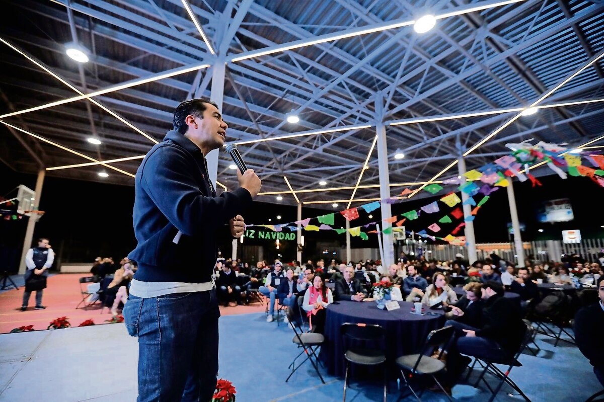 Llama Felifer a dar la batalla contra Morena