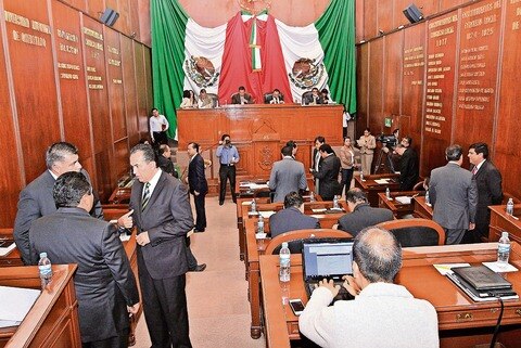 Aprueban reformas en materia electoral