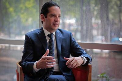 Niega gobernador haber “tirado línea” en revocación de mandato