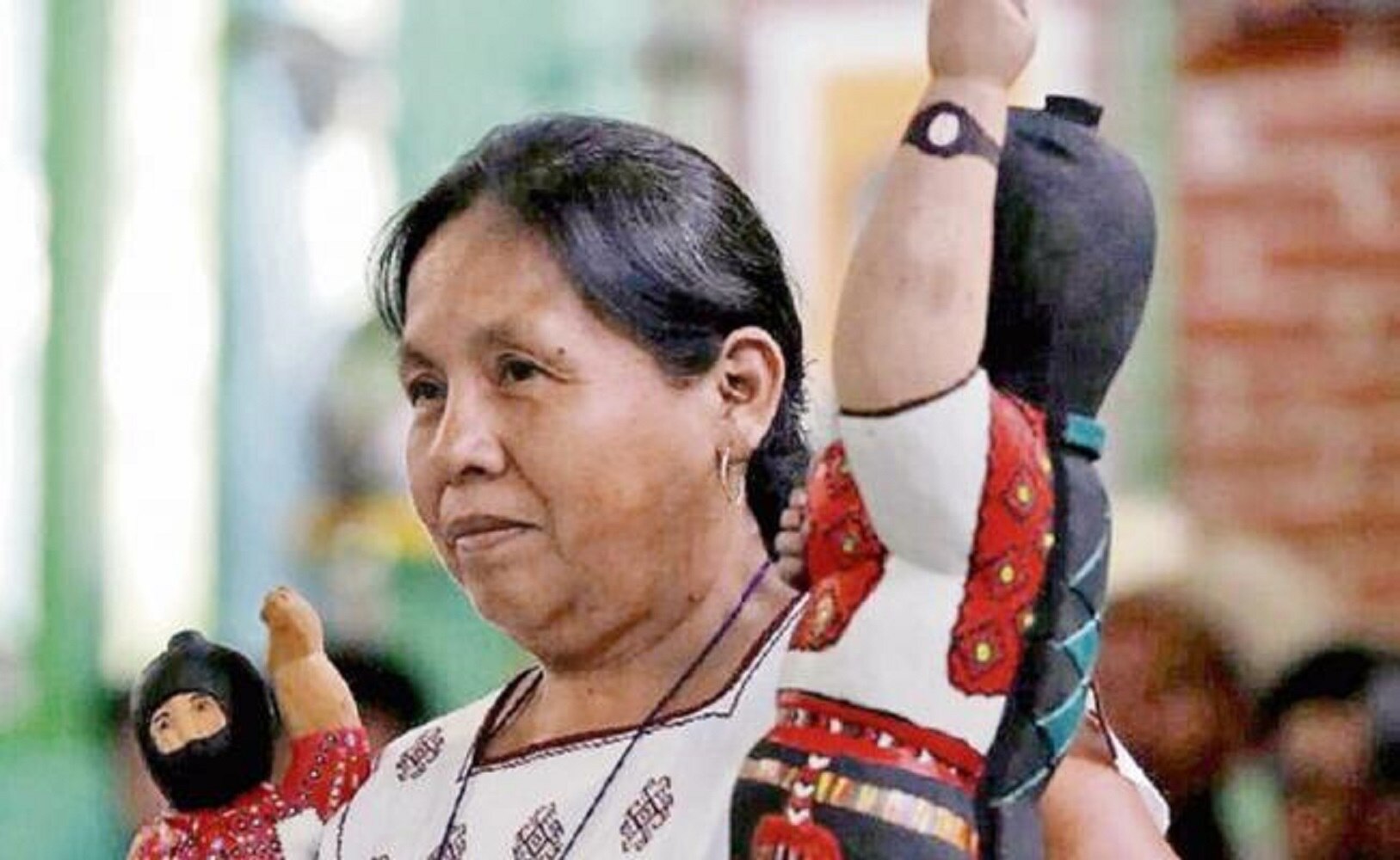 Indígena mexicana se inscribe como aspirante a candidata presidencial