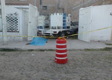 Lo arrolla su propia camioneta