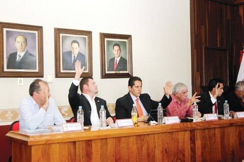 Cancelan cobro para ingresar a baños de espacios deportivos