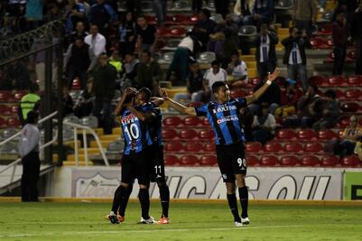  Victoria con espolones