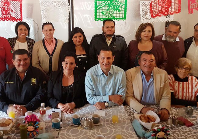 Camacho desmiente su destitución del PRD estatal