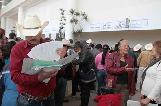 Proyecta regularizar 2 mil 492 predios 