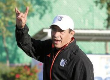 Gallos se mete a la casa del campeón