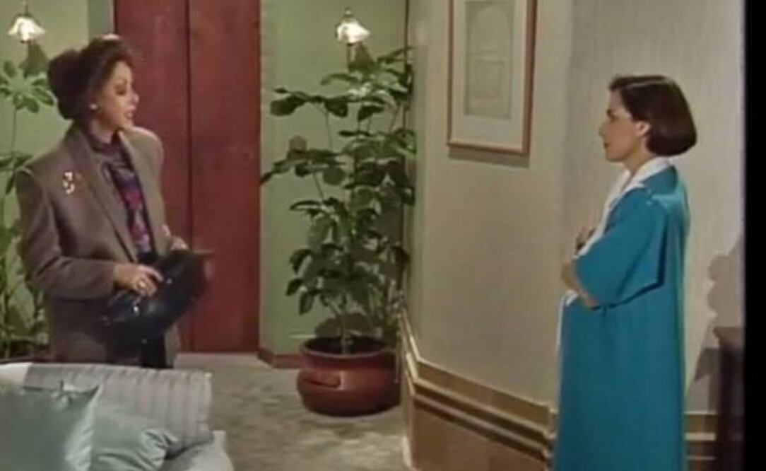 María Rubio y Diana Bracho actuaron en "Cuna de lobos" FOTO: TOMADA DE VIDEO