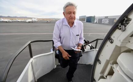 AMLO accede a tomarse la temperatura en aeropuerto de Culiacán; marca 36.5 grados