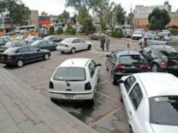 Policía recupera vehículos robados