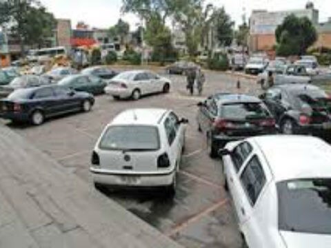 Policía recupera vehículos robados