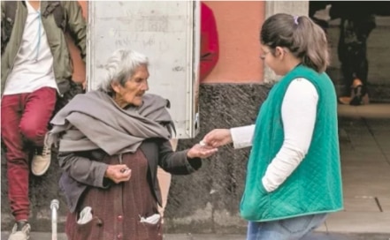 El negocio detrás de los mendigos que piden dinero