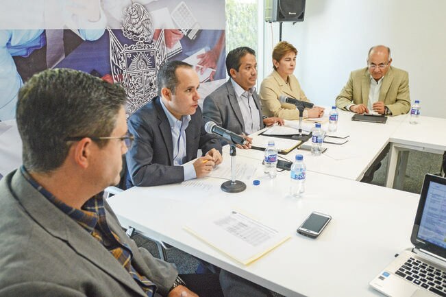 Diputados se quedan sin bonos