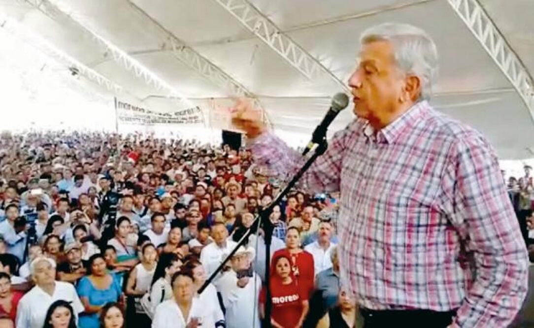 De gira por el municipio de Huimanguillo, Tabasco, Andrés Manuel López Obrador señaló que, de ganar la Presidencia, no se seguirá humillando al magisterio nacional. (TOMADA DE FACEBOOK)