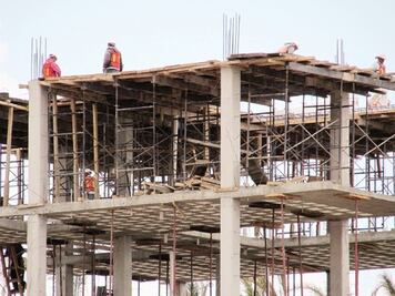 Ven aumento en gastos de constructoras