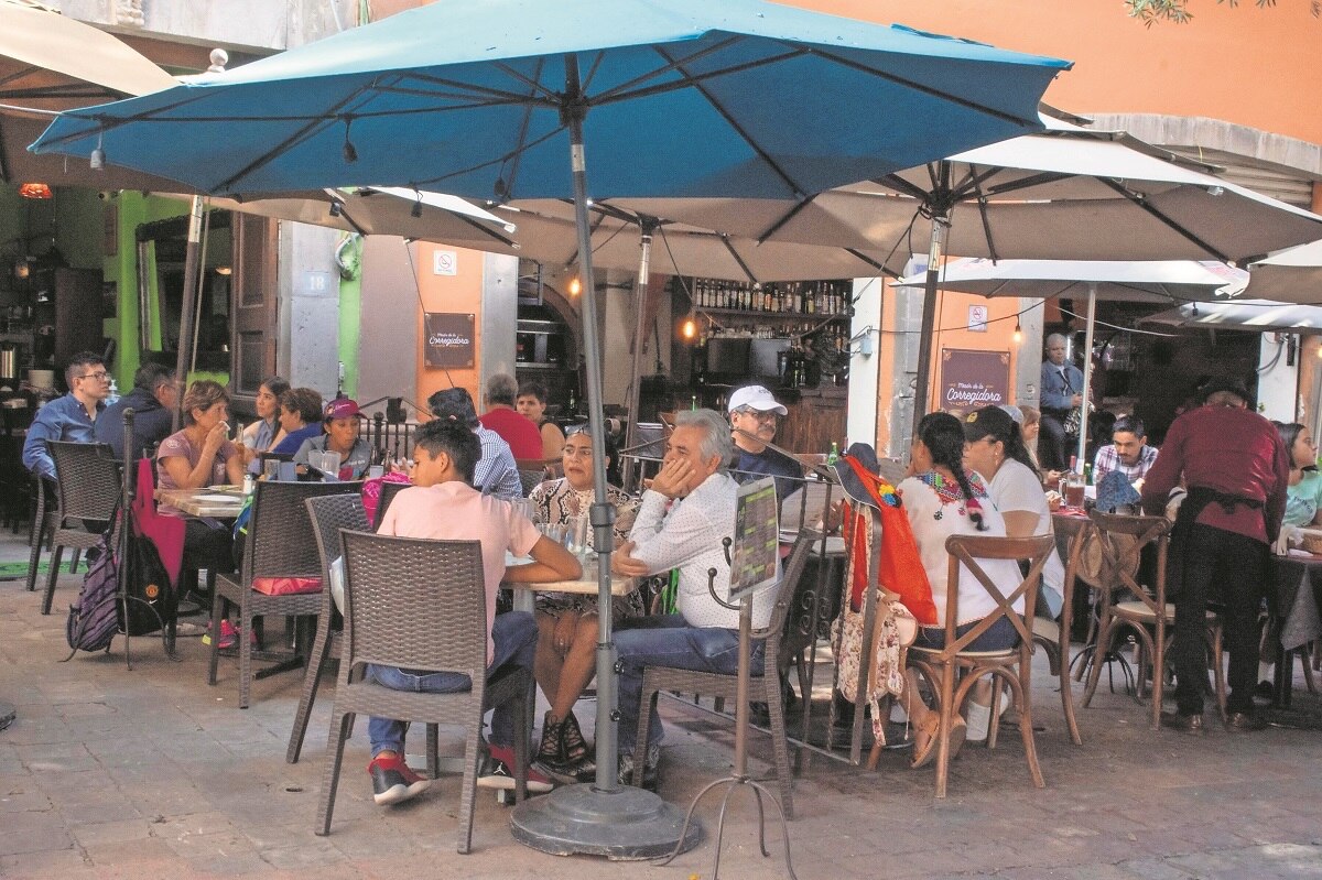 Restaurantes confían en tener repunte por cena de fin de año