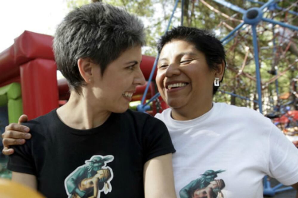 Matrimonios gay asunto legislativo