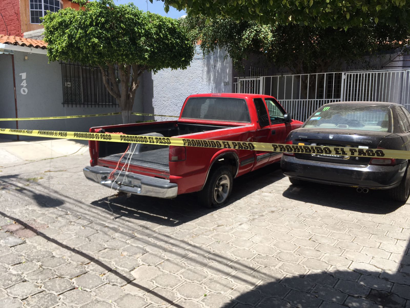 Cae robacoches en persecución