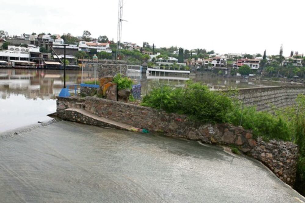 En El Marqués las presas, al máximo